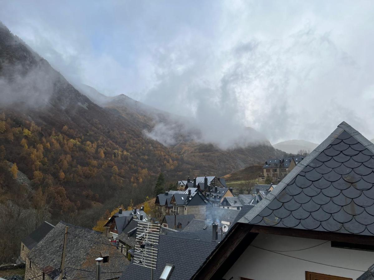 Casa De Piedra Con Encanto En El Bonito Pueblo De Bagergue Zewnętrze zdjęcie