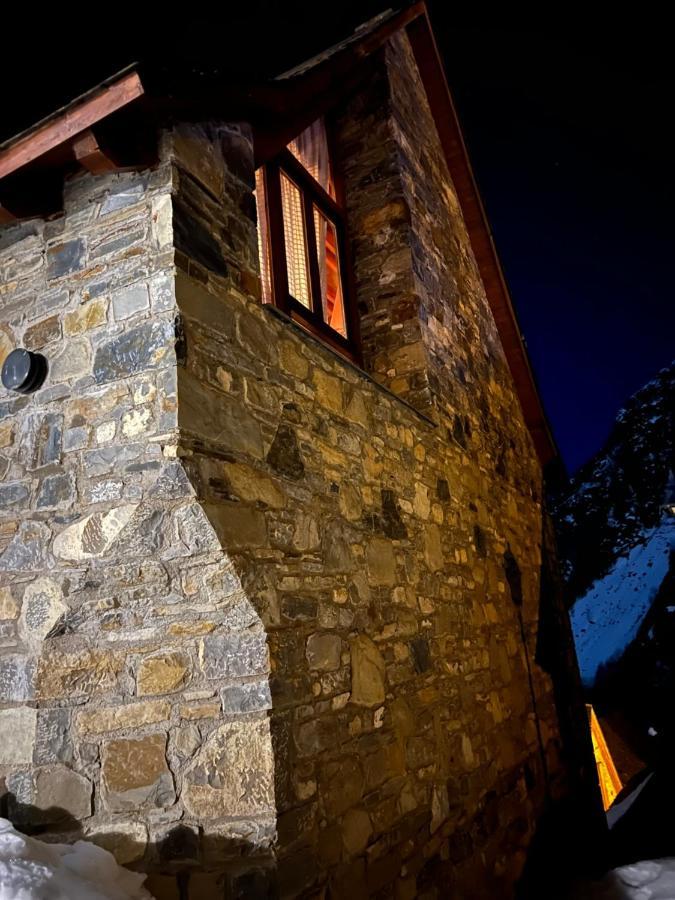 Casa De Piedra Con Encanto En El Bonito Pueblo De Bagergue Zewnętrze zdjęcie