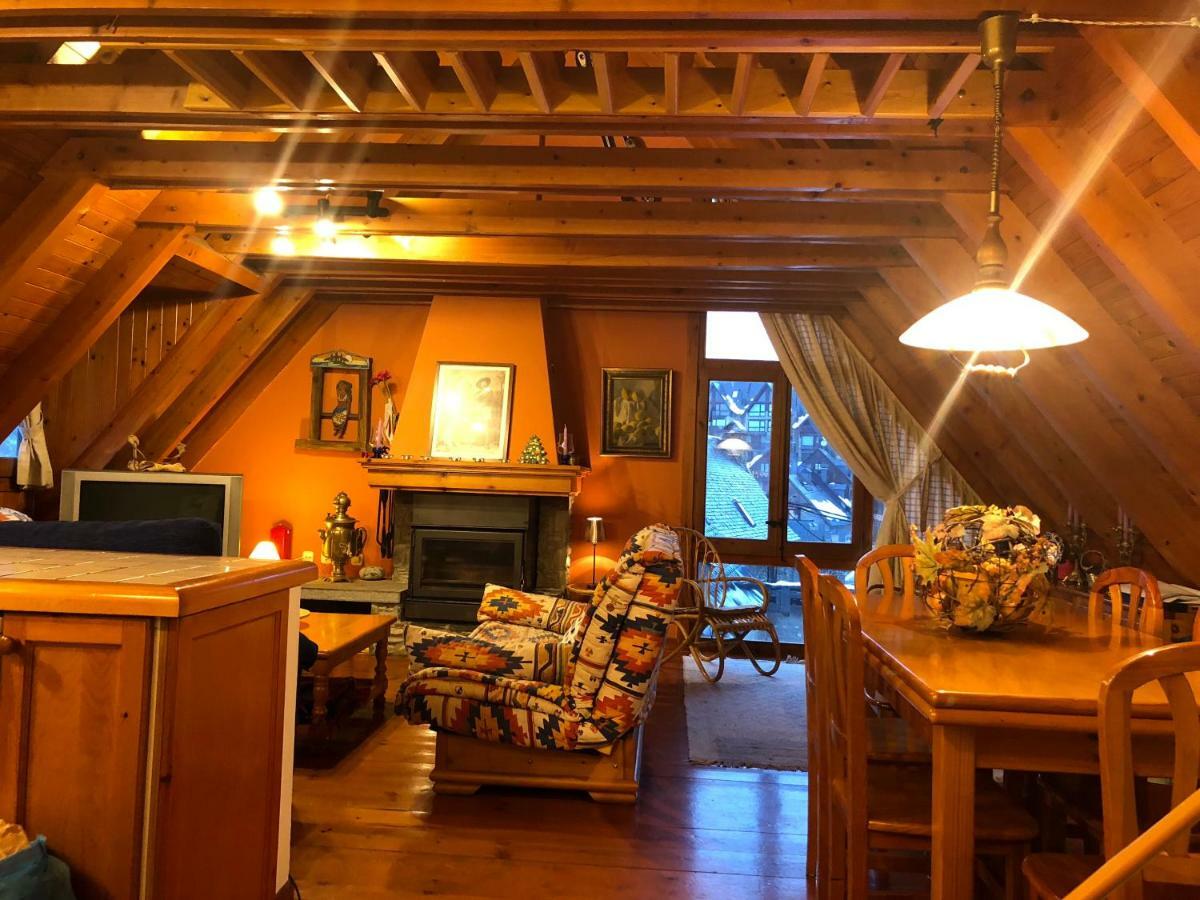 Casa De Piedra Con Encanto En El Bonito Pueblo De Bagergue Zewnętrze zdjęcie