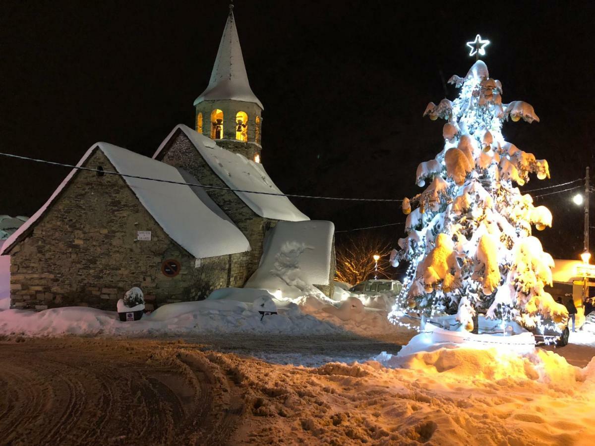 Casa De Piedra Con Encanto En El Bonito Pueblo De Bagergue Zewnętrze zdjęcie